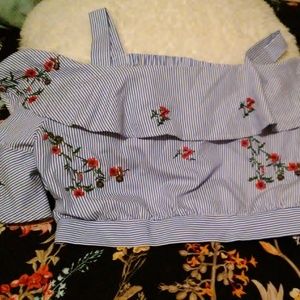 True destiny ruffled crop top